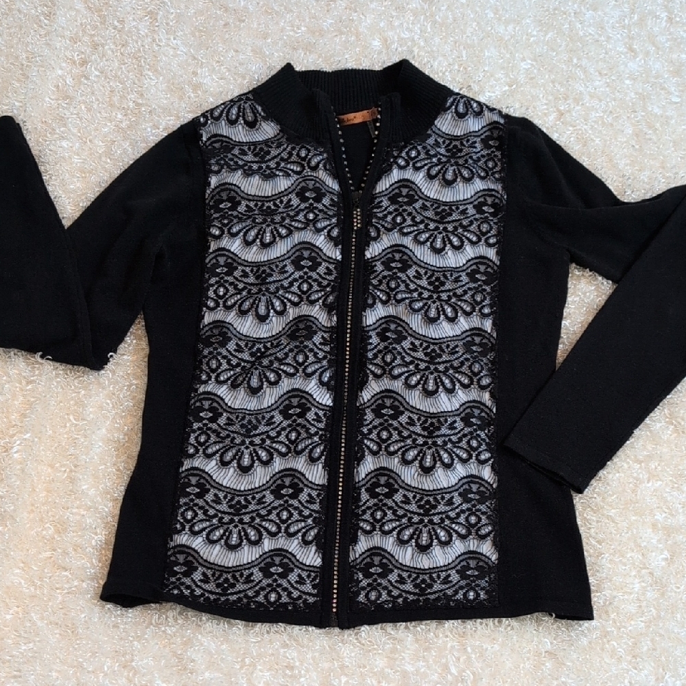 Elegant Belldini  Black and Gray Women's sweater Sz Sm